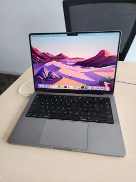 Macbook Pro M3 14 8gb (Aug 2024)