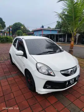 Honda Brio Satya E M/T 2014 gress mobil siap pake, Nego / Tuker tambah