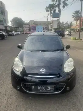 Nissan March L 1.2 at 2012 hitam