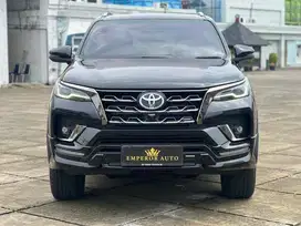 FORTUNER VRZ GR 2.8AT 2922, KM 39rban Pajak Panjang Tangan 1