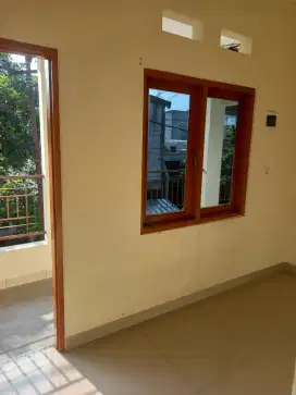 Disewakan kontrakan Baru 2 Kmr Tdr Kebon Jeruk