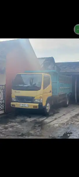 Dijual Mitsubishi Fuso dumptruk th2017
