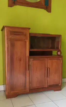 Buffet vintage jati tua