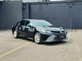 Camry 2.5 V 2021 Cash Hitam Toyota Seperti Baru