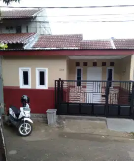 Rumah di jual citra raya graha lestari