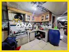 ANA RUMAH LOKASI BAGUS UK 6X19M JL 2 MOBIL BEBAS BANJIR DI JELAMBAR
