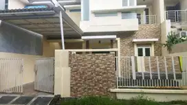 DIJUAL RUMAH TAMAN RIVERA REGENCY RUNGKUT SURABAYA RON.A1925