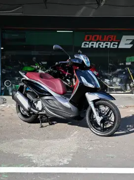 PIAGGIO BEVERLY 350 UNIT BARU