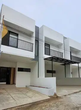Jual Rumah 2 Lantai Murah Strategis diCiracas Jakarta Timur Nempel LRT