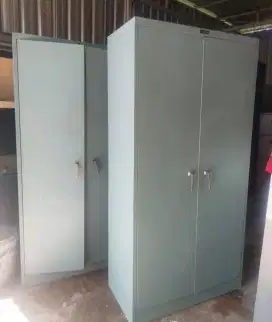 Lemari besi kokoh merk Alba