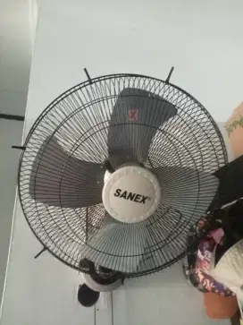Sanex kipas dinding muluss