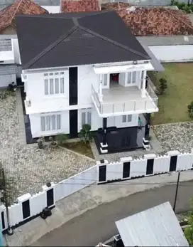 JUAL CEPAT RUMAH MEWAH TANAH SUPER LUAS LOKASI STRATEGIS