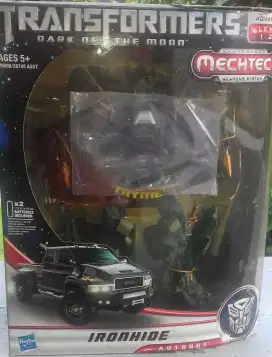 Transformers IRON HIDE leader class Hasbro