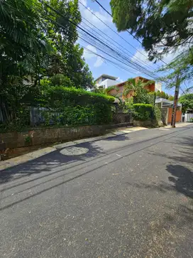 Rumah Dijual Cipete - Kemang. Strategis & Dekat MRT. NEGO sd DEAL!