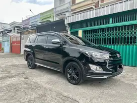 Innova Venturer Diesel 2018