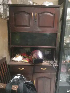 Dijual lemari bekas kayu jati