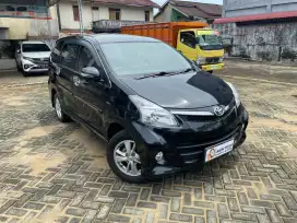 Toyota Avanza Veloz 1.5 Matic