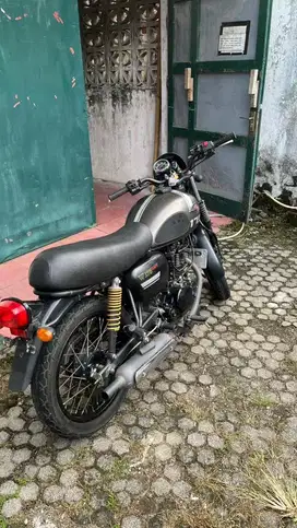 Kawasaki  W175 Cafe 2019 Plat B