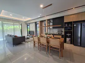 Survey Segera, Ready Rumah Fresh diarea Top Kota Baru Parahyangan, Bdg