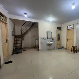 DIJUAL RUMAH CANTIK 1 LANTAI SIAP HUNI
