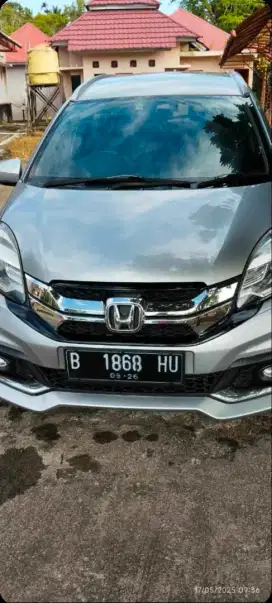 Dijual cepat mobilio RS mt 2016