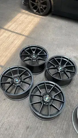 Velg BMW M2 CS F87 Supercopy Repainted Phantom Grey R18 x 8.5 9.5
