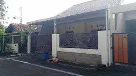 Rumah Adem Nyaman Strategis. Berlin Mangunharjo Tembalang