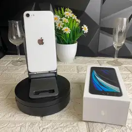 iphone se 2020 64gb Ex inter sinyal aman Bisa COD dan TT