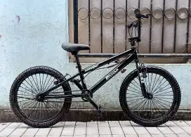 Sepeda BMX Senator Lycan 20 inc, harga pas.. Cipinang