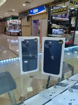 Boleh Kredit iPhone 13 New 128GB resmi Kredit Mudah dan Singkat.