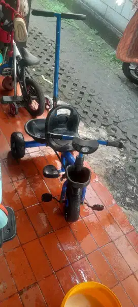 Sepeda anak Aviator