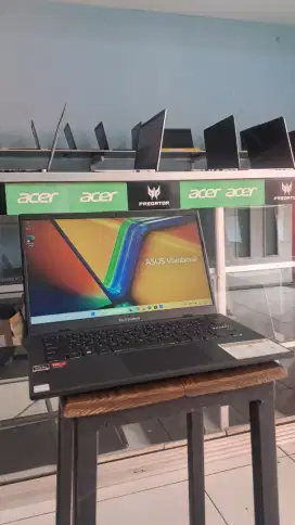ASUS E1404FA like new