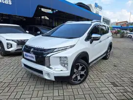 Low KM Mitsubishi Xpander 1.5 Cross Premium Package Bensin-AT 2022 UZY