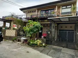 Dijual  Rumah dalam Komplek Camar Bintaro Jaya sektor 3
