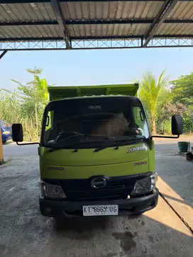 Hino dutro xpower