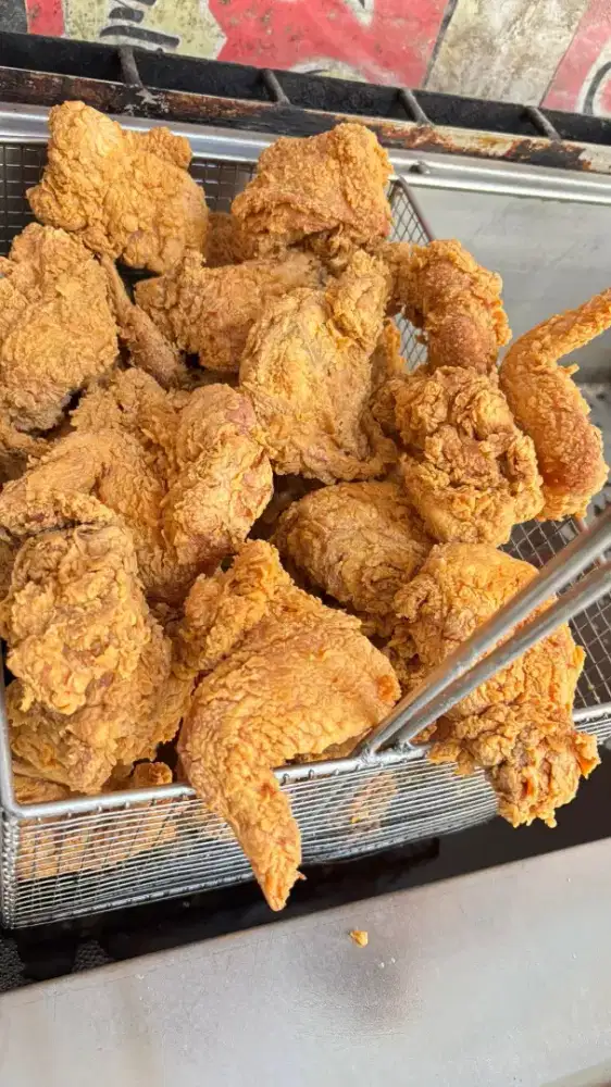 Lowongan kedai ayam crispy