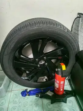 Velg R17 Toyota Raize + Ban Chmapiro