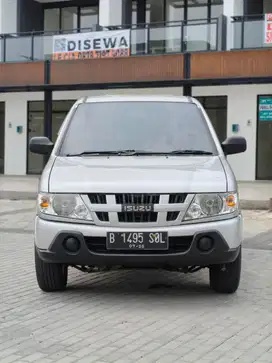 ISUZU PANTHER 2.5 LM MANUAL 2011 SILVER