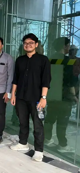 Mencari kerja sebagai Pelaksana / Pengawas Bangunan Gedung / Rumah