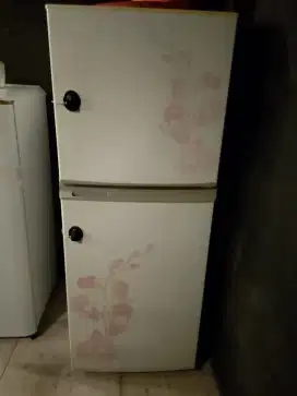 Kulkas Sharp 2pintu