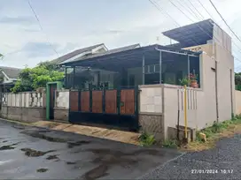 Jual Rumah Acropolis Karadenan Posisi Hook