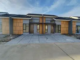 Rumah dekat stasiun