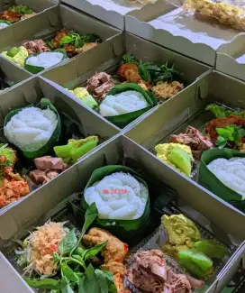 Nasi kotak, tumpeng & snack box murah