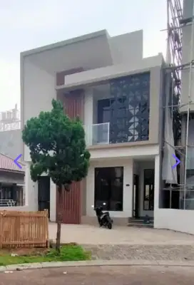 Rumah Mewah Di Perumahan Elite Singgasana Pradana Bandung