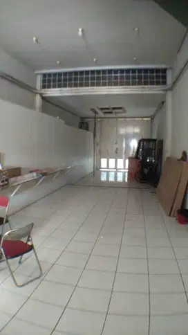 Disewakan Ruko 2,5 Lantai di Sudirman Mainroad Bandung