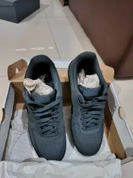 Sepatu Nike Air Force 1 Anthracite Size 44