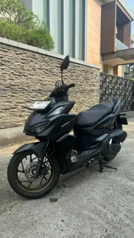 DIJUAL VARIO 160 CBS 2024 KM 9 RIBUAN NEGO HALUS