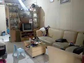 Rumah Murah Lokasi Strategis Harga Bersahabat di Taman Holis Indah 1