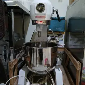 Mixer besar untuk roti, mixer besar untuk kue, mixer besar untuk donat