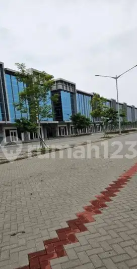 Disewakan ruko soho wallstreet cocok untuk kantor
